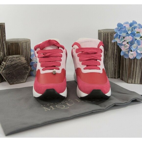 Alexander McQueen Oversized Sole Joey Sneakers - Picture 5 of 9